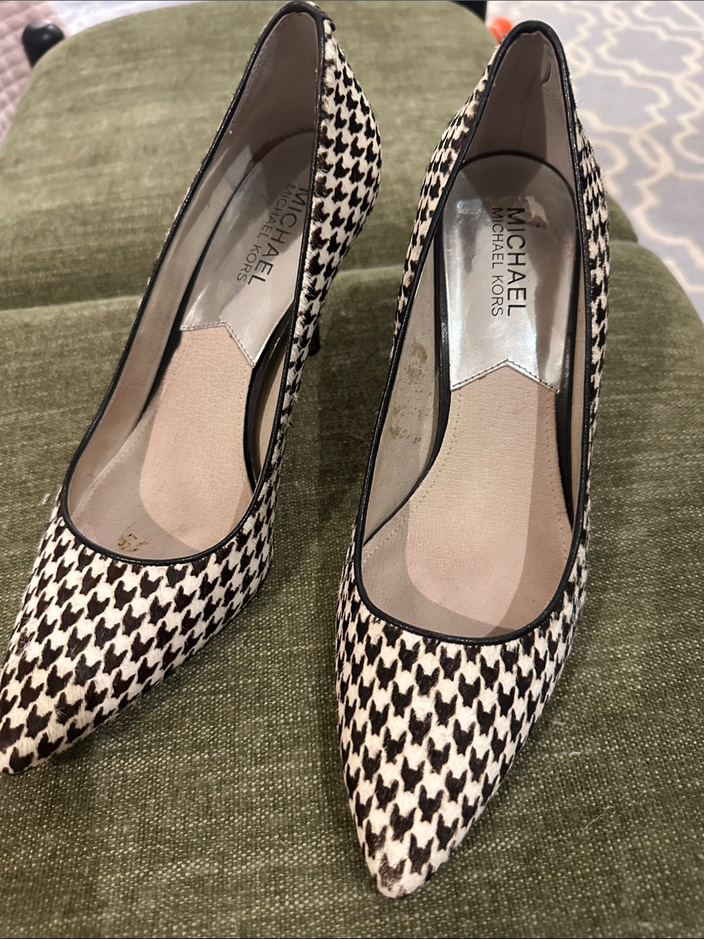 Michael Kors Black and Cream Houndstooth Pointed-Toe Pumps